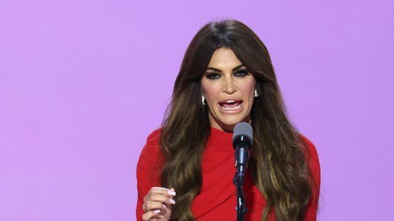 إقالة كيمبرلي جيلفويل