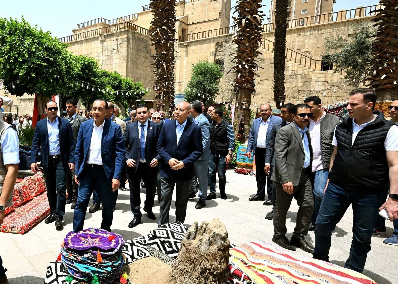 رئيس مجلس الوزراء