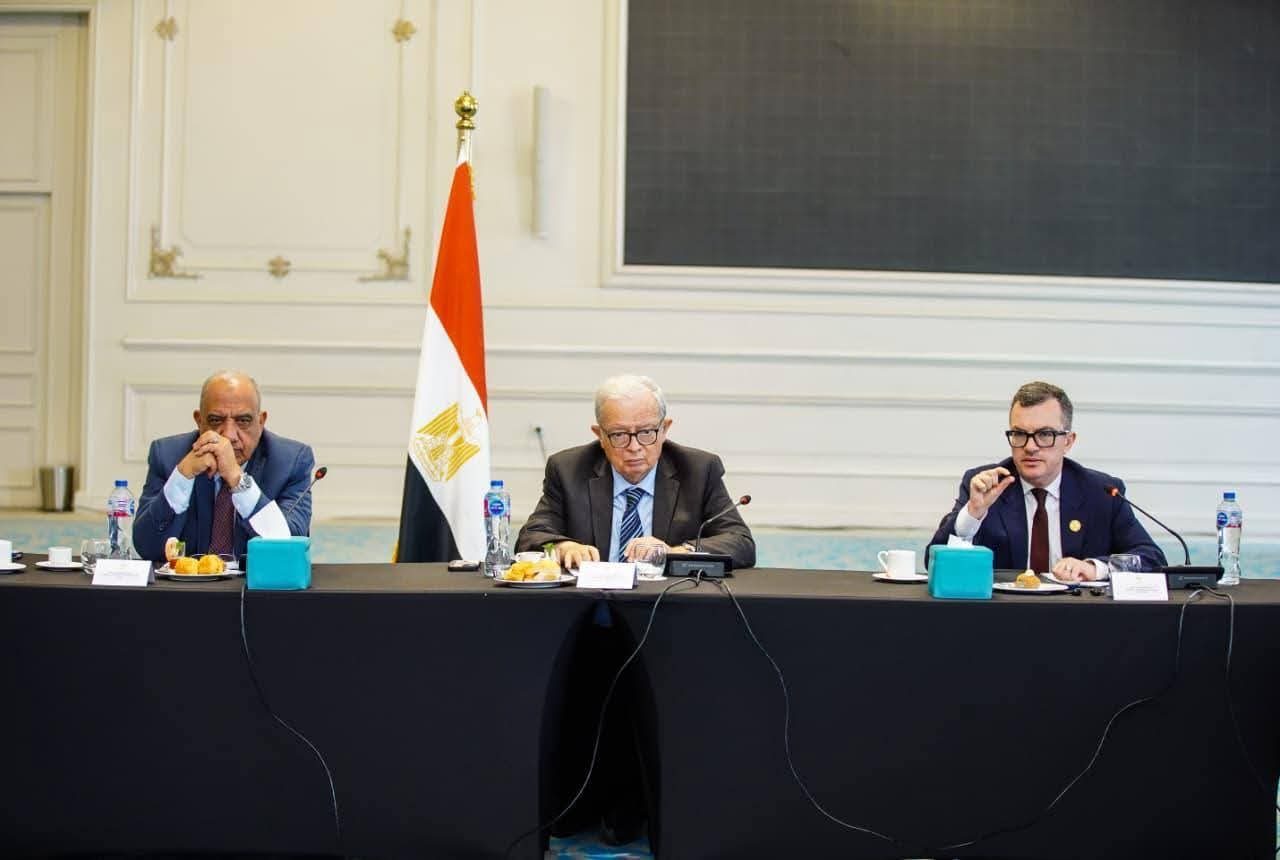وزير التخطيط يفتتح مشاورات رفيعة المستوى مع البنك الدولي لدعم البنية التحتية
