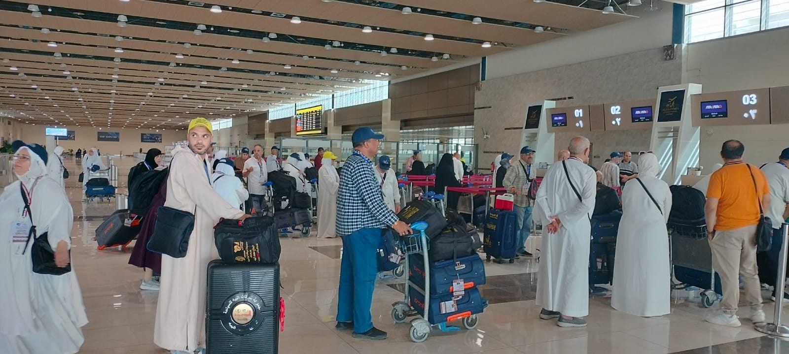 عودة حجاج السياحة المصريين