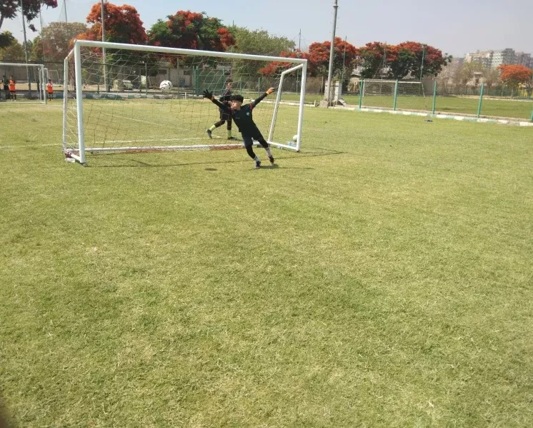 المقاولون العرب يفتح باب الاختبارات لحراس المرمى الناشئين.. وخطة لتطوير القطاع