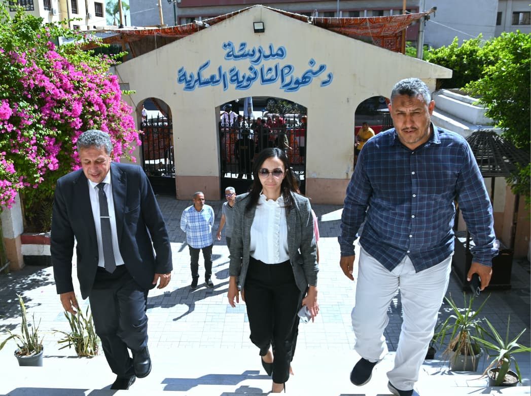 محافظ البحيرة