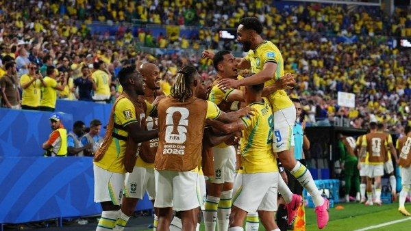 البرازيل تقلب تأخرها وتقصي اليابان 2-1 وتتأهل لدور الـ16 بكأس العالم