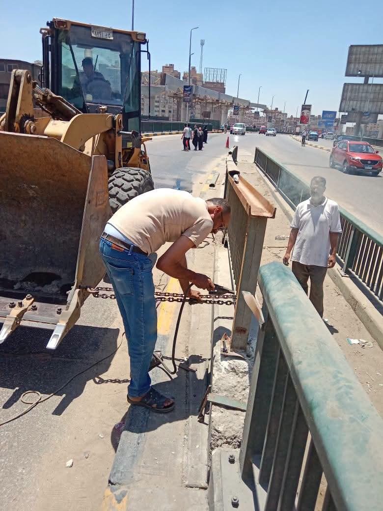 أعمال  رفع كفاءة المحاور والطرق