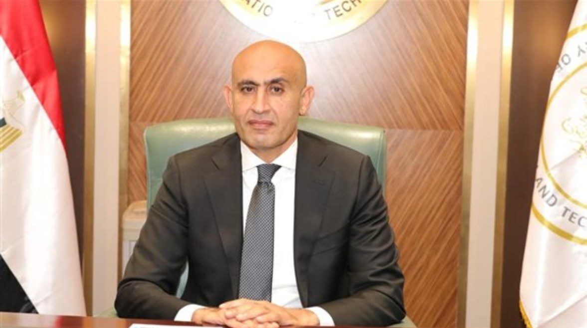 وزير التربية والتعليم الدكتور محمد عبد اللطيف