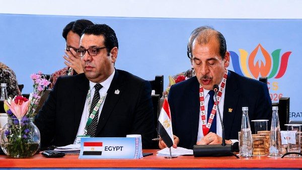 الدكتور عمرو قنديل