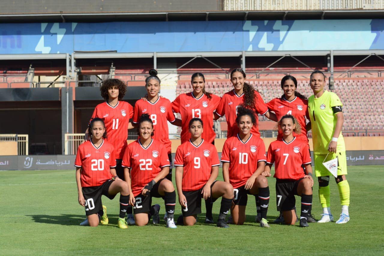 منتخب الكرة النسائية