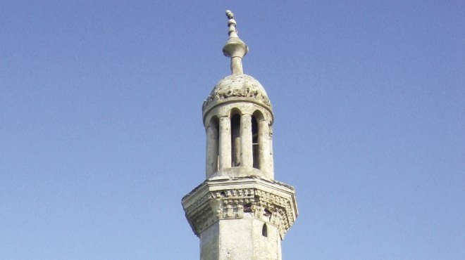 حكم النداء على المفقود عبر مكبرات الصوت بالمسجد .. دار الإفتاء تجيب