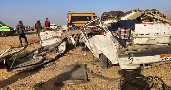 بمحافظة الشرقية.. إصابة 14 شخصًا في انقلاب ميكروباص بطريق مصر  الإسماعيلية الصحراوي