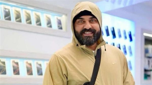 الفنان أحمد صلاح حسني