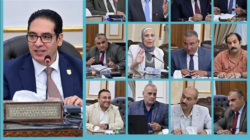خلال الاجتماع