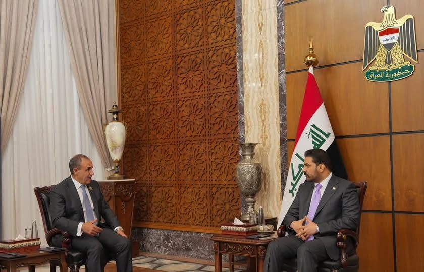 وزير الخارجية يلتقي رئيس الوزراء العراقي.. ويؤكد أهمية تعزيز الشراكة الثنائية وتضافر الجهود لدعم الاستقرار الإقليمي