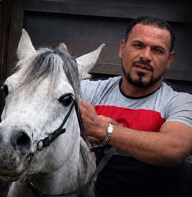 مأساة تبكي القلوب في الدقهلية: مصرع 7 أشخاص بينهم أب وطفلماه وشقيقته في حادث أليم على طريق السماحية