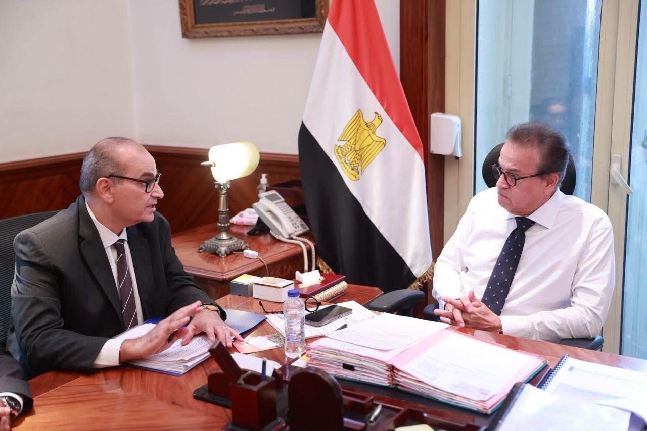 وزير الصحة يعقد اجتماعًا لمتابعة الموقف التنفيذي للمشروع القومي لإنشاء كيان متكامل لتوفير الأطراف الصناعية